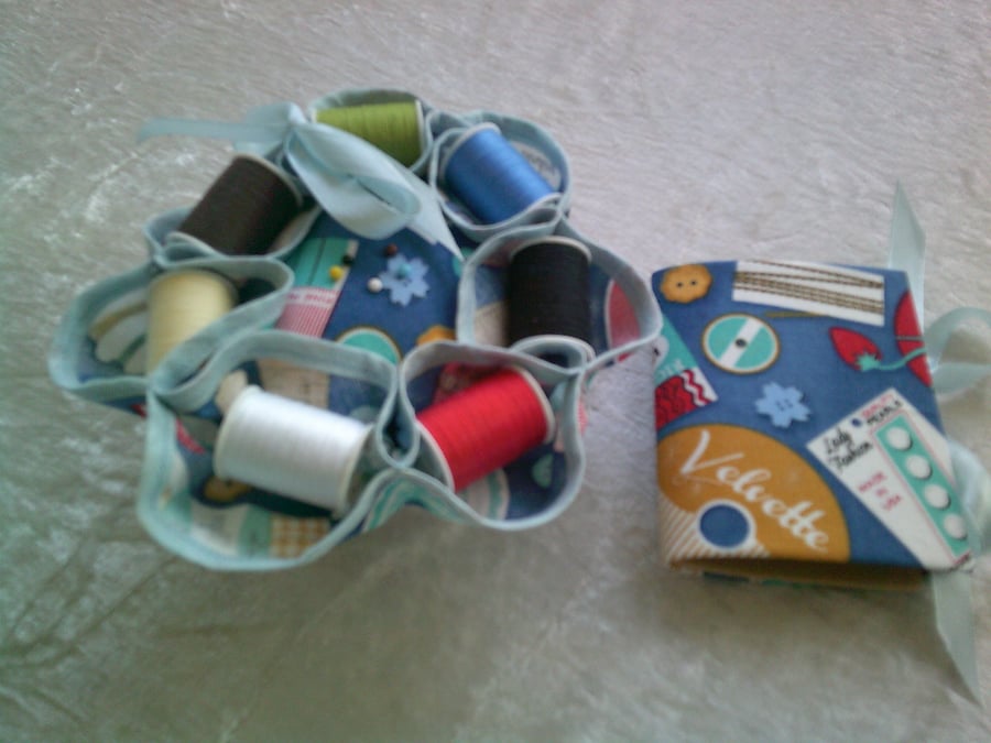 Cotton Reel Pin Cushion and Needlecase Set