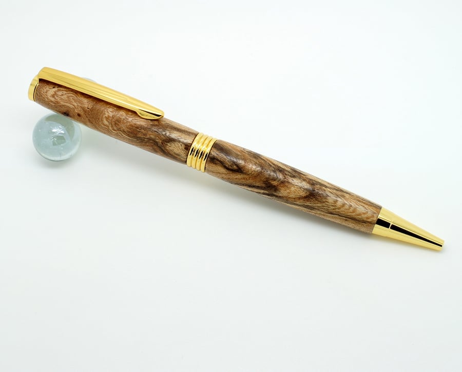 Streamline pen dressed in Spalted Elm
