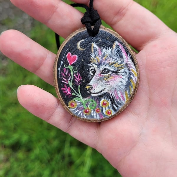 Hand Painted Wolf Wood Slice Pendant, Rustic Wildlife Necklace, Miniature Animal