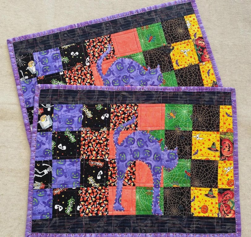 Halloween Cat Placemats Set of 2 Quilted Cotton Table Mats Patchwork