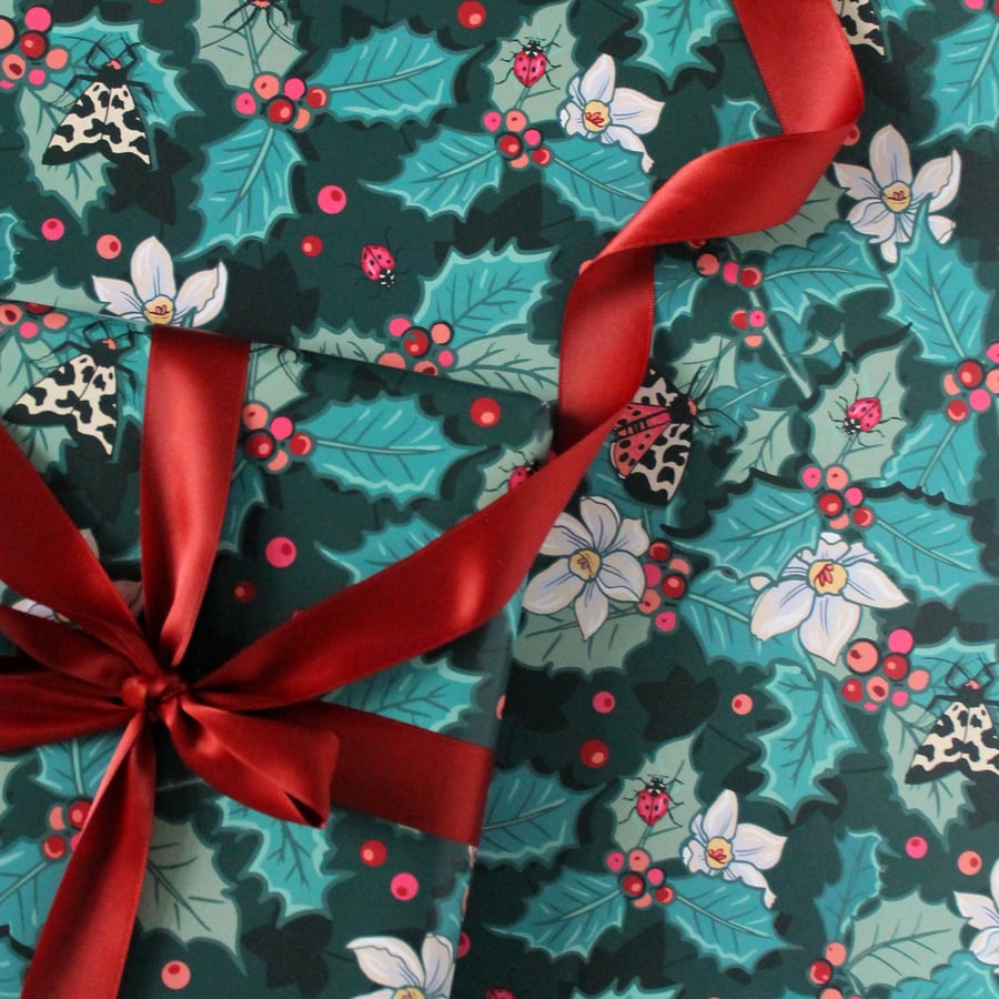 Holly and Narcissus Christmas Gift Wrap with Tag, Christmas Wrapping Paper