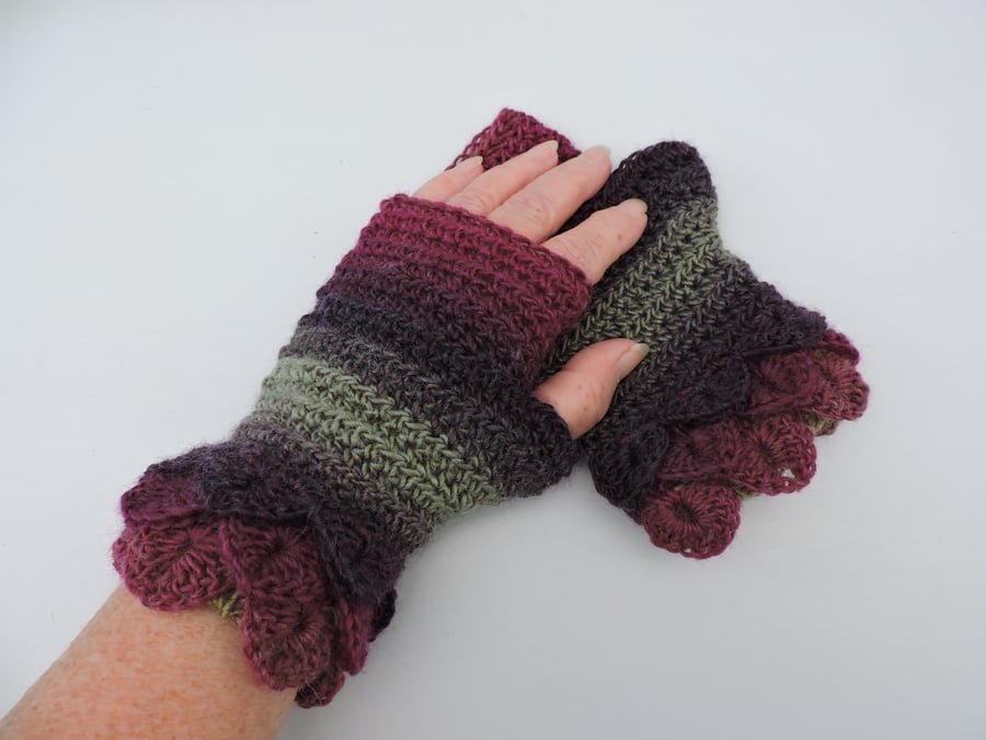 RESERVED FOR DEBBS Crochet Dragon Scale Cuff Fingerless Mitts