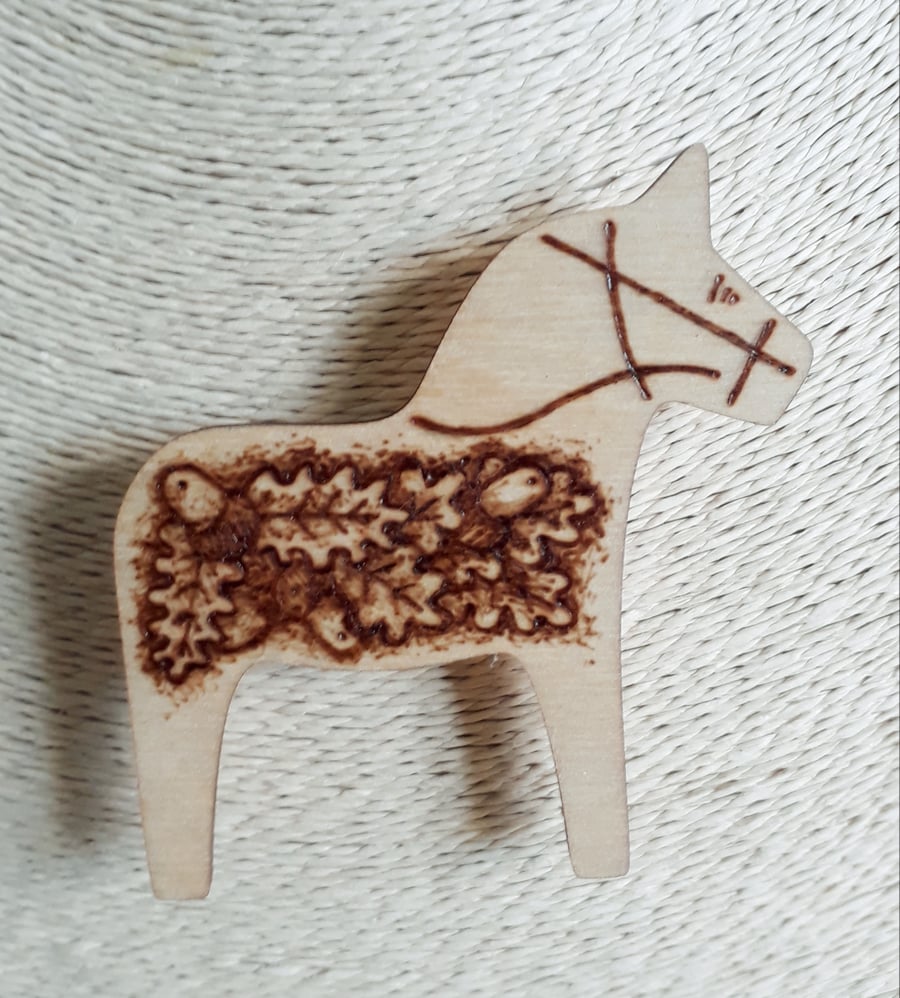Pyrography oak leaf & acorn Dala horse brooch