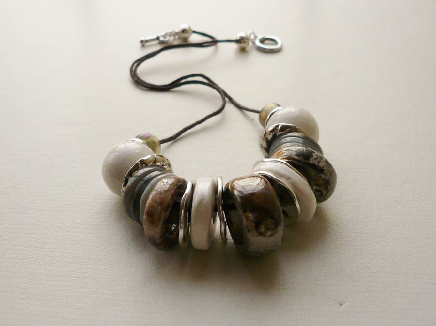 Collar Necklace Grey White Earth Tone Ceramic Rondelle Bead   KCJ1697