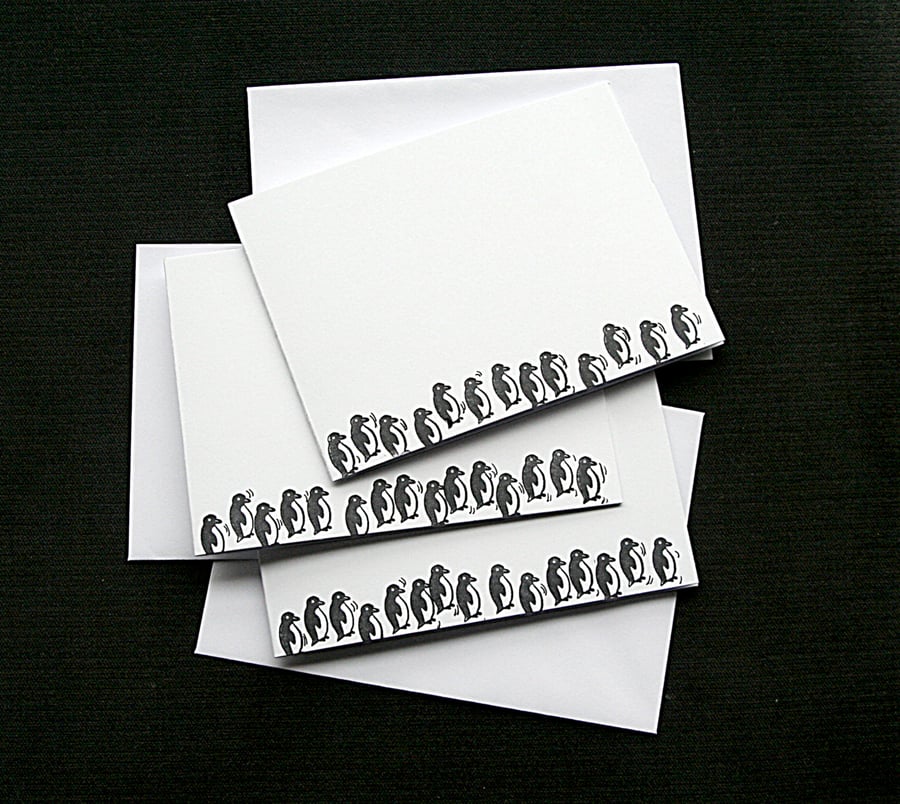 Guin Waddle - Pack of 3 - Handcrafted Notecards - dr19-0021