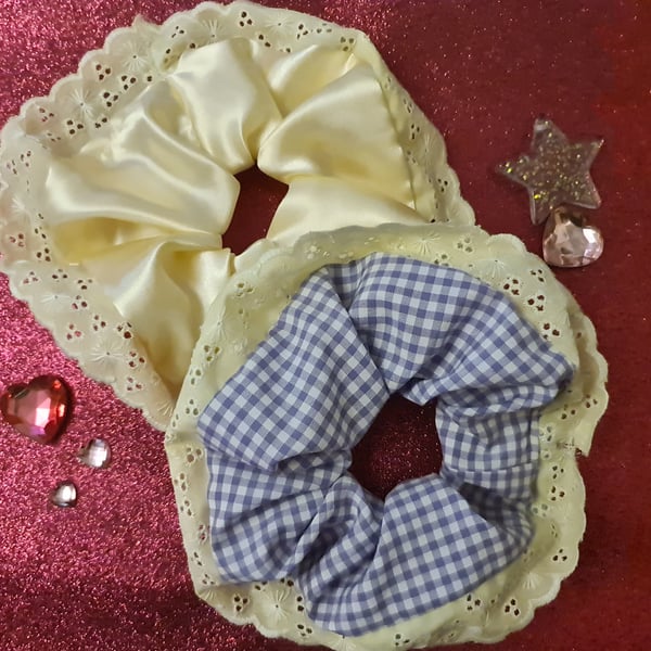 XL lace trim scrunchies