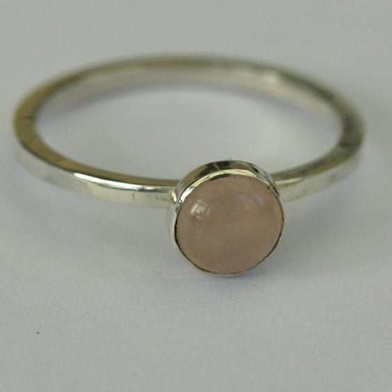 Sterling Silver Ring with Rose Quartz Gemstone, Hallmarked, size O  