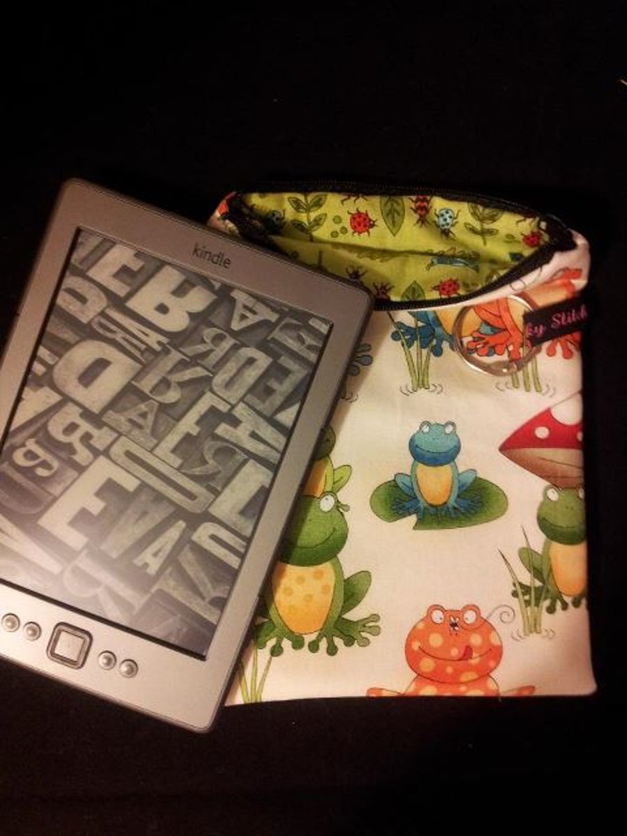 Handmade Frogs 1 e-Reader case