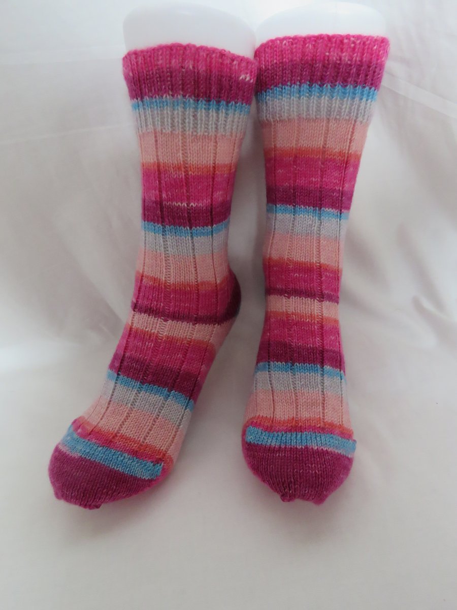Hand-cranked Knitted Ribbed Wool Socks Size 4 to 5