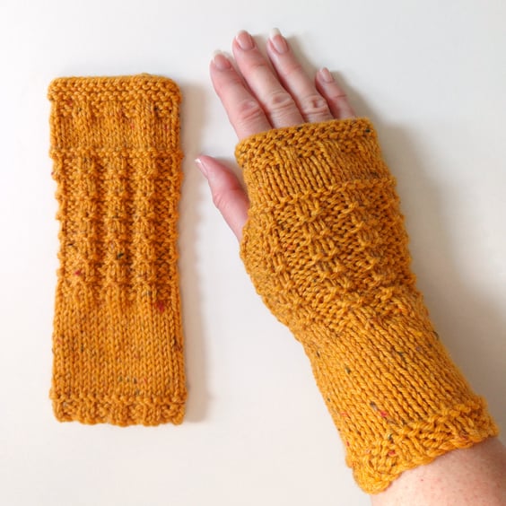 Fingerless Gloves Mittens Wrist Warmers in Mustard Tweed Aran Wool