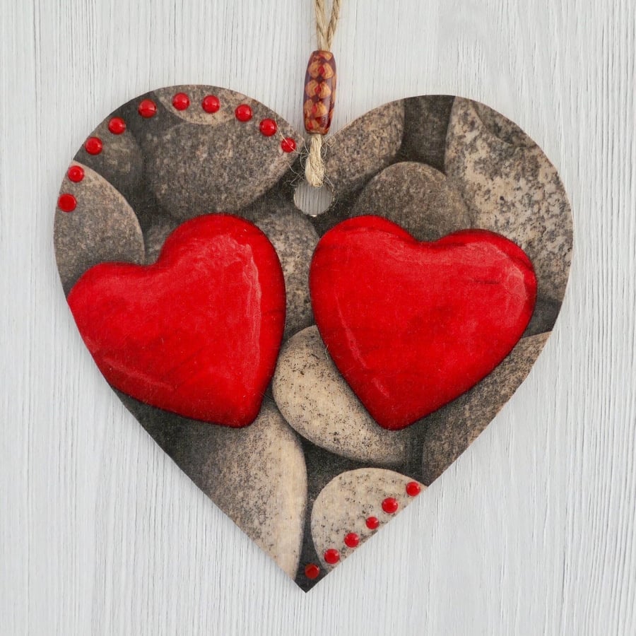 Decoupaged Wooden Hanging Heart 15cm (6 ): Pebbles design