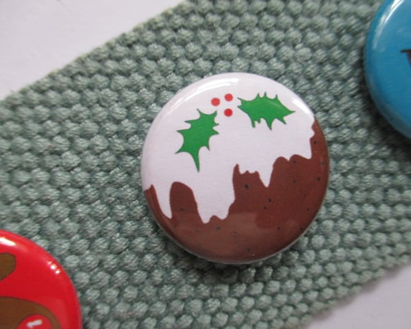 Christmas Pudding badge Pin Button, gift back to school, stocking filler