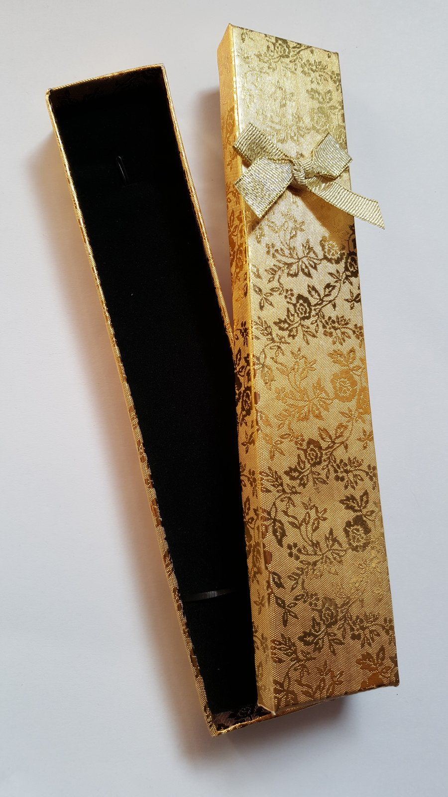 1 x Cardboard Jewellery Gift Box - 21.5cm - Metallic Flowers - Gold 