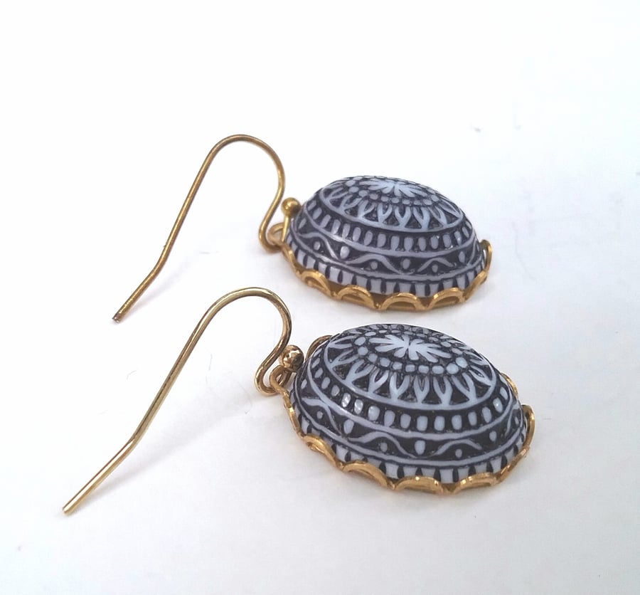 Blue Vintage Cabochon Earrings......