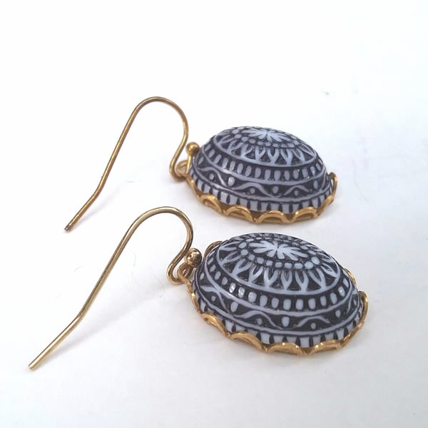 Blue Vintage Cabochon Earrings......