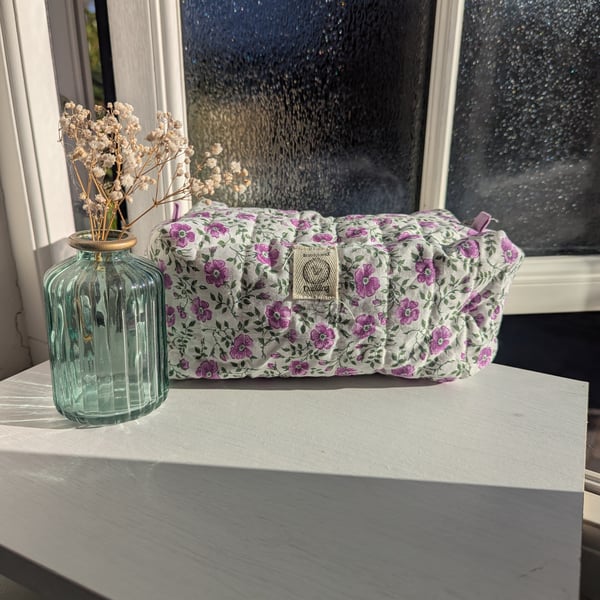 Quilted Floral Zipper Pouch - Large 