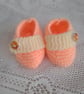 Baby's Hat Mittens and Shoes, Baby Shower Gift, New Baby Gift, Baby's Hat Set - Image 4
