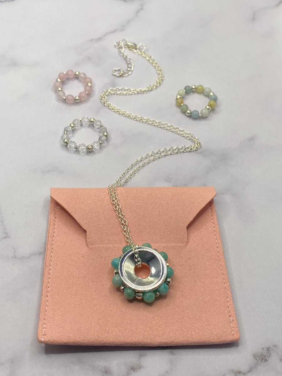 4 Looks in 1 silver plated pendant with rose quartz, aquamarine and amazonite