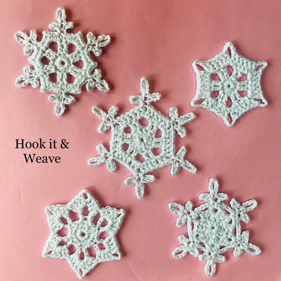 Sparkly Five Snowflakes (crocheted white cotton collection)