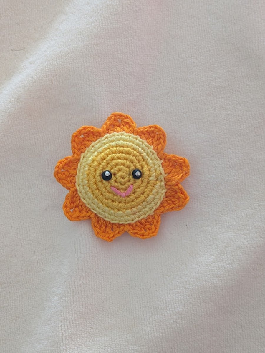 Crochet Sunny Smile Pin 