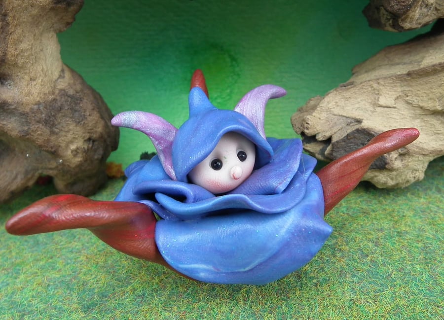 Tiny Garden Blossom Gnome 'Libby' 1.5" OOAK Sculpt by Ann Galvin