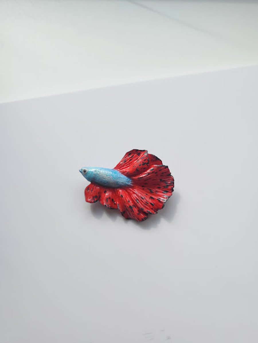 Handmade Polymer Clay Brooch - Crimson Comet Betta Brooch