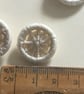 Set of 5, 18 mm, Dorset Cross Wheel Buttons, Ecru, D3 - Image 4