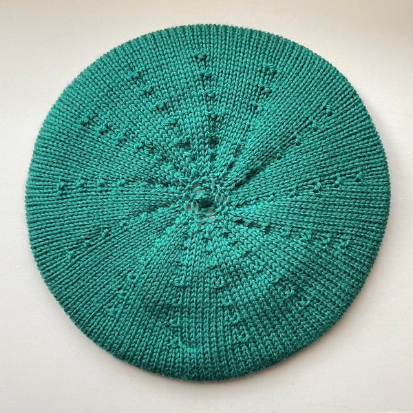 Beret - hand knitted in pure wool