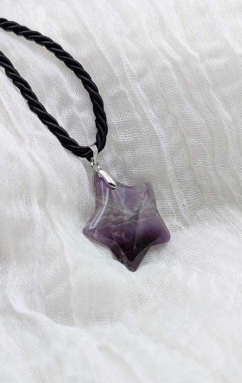 The 'Amethea' Natural Amethyst Star Necklace.