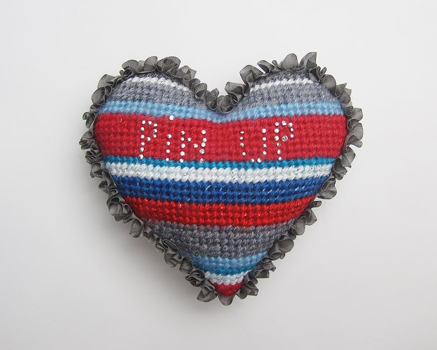 Heart-shaped pin cushion