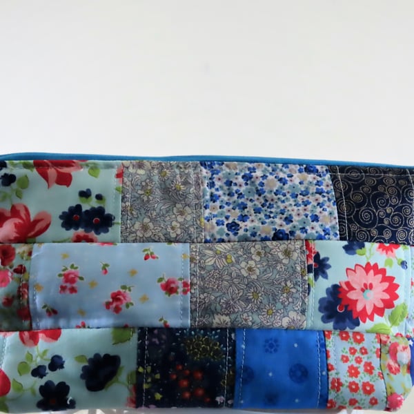 Scrappy, Patchwork, Quilted Cosmetic Bag  - Zipper Pouch