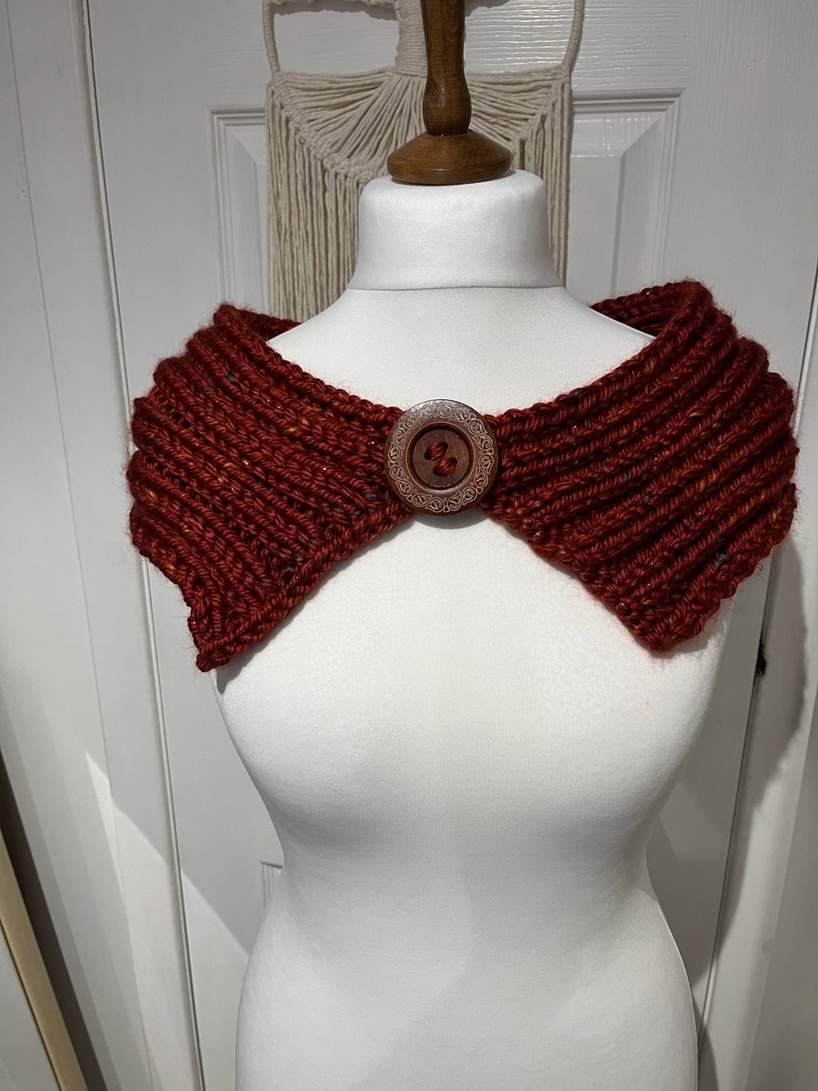 Red super chunky acrylic shoulder scarf in Red Glitter 80cms Celtic button