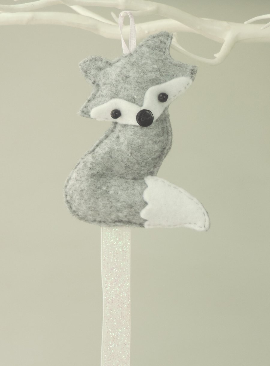 Fox Hair Clip Holder, Grey fox Hair Accessories holder, Gift
