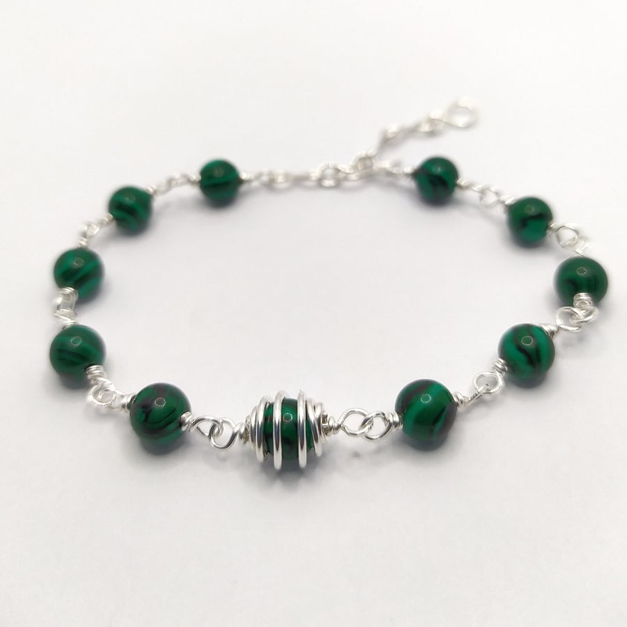 Malachite Spiral Bead Adjustable Green Bracelet