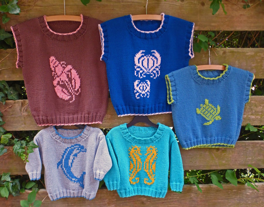 Sea Life Sweater KNITTING PATTERN in pdf, with 5 seaside animals to choose from.
