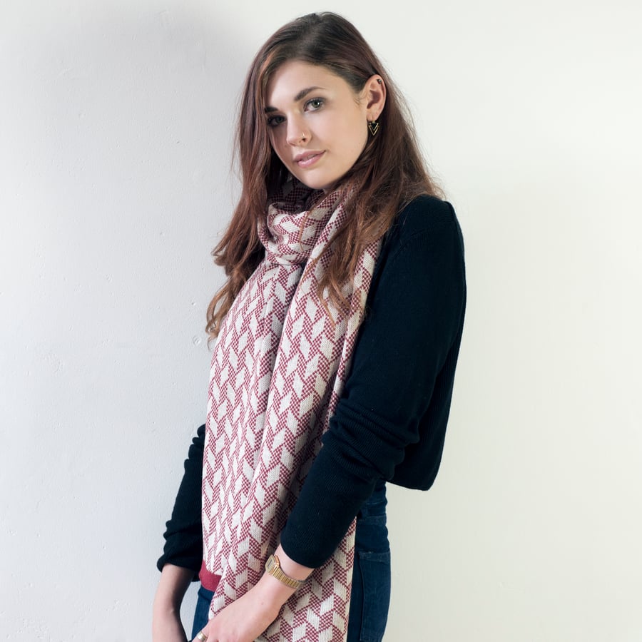 Lambswool knitted chevron scarf - magma and linen