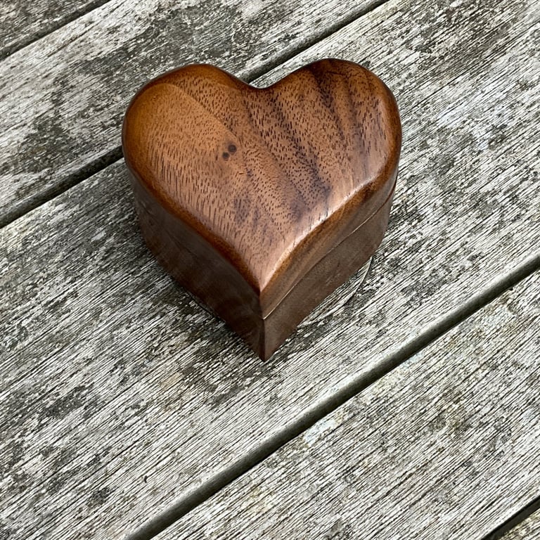 Handcrafted Walnut Wood Ring Box 