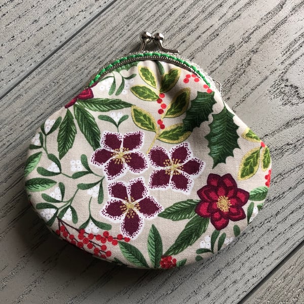 Floral Christmas Themed Clasp Coin Purse