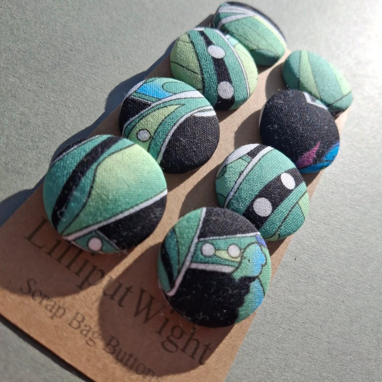 Set of eight scrap bag buttons - cotton fabric in black and green