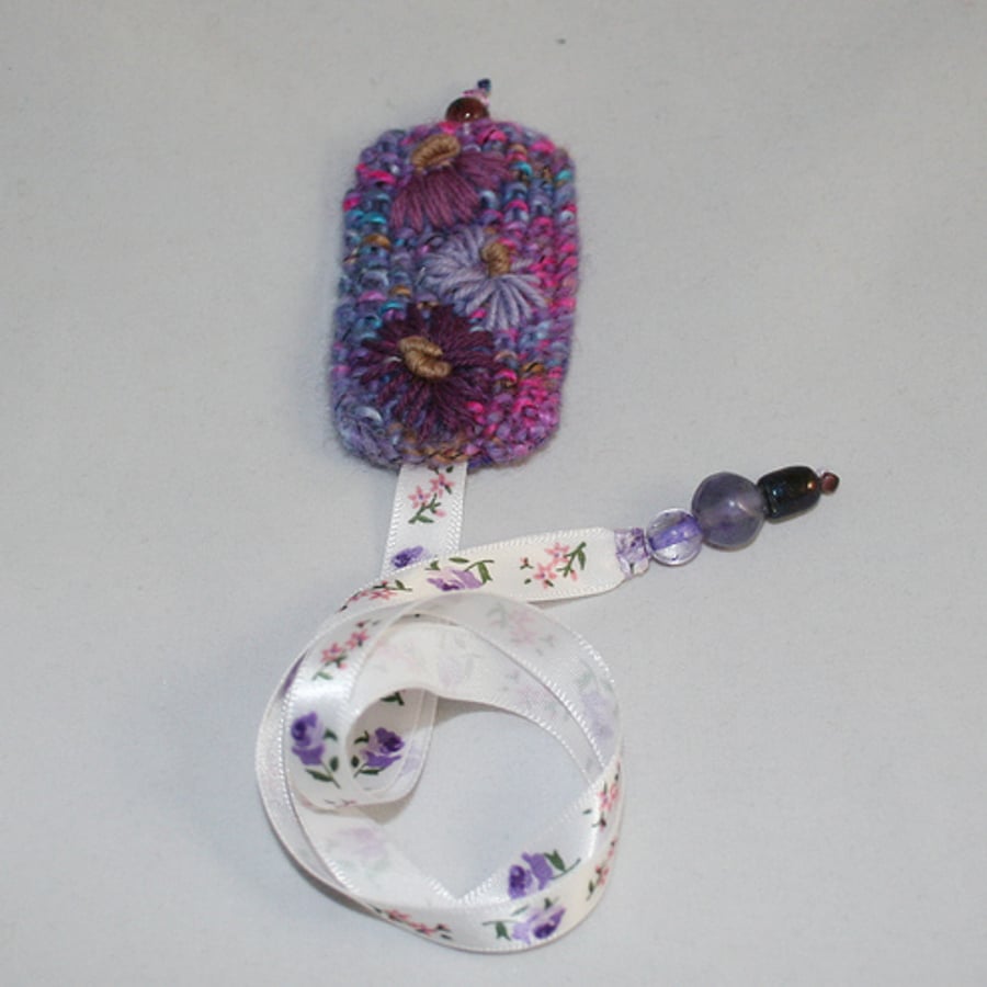 Embroidered Bookmark - Purple Daisies