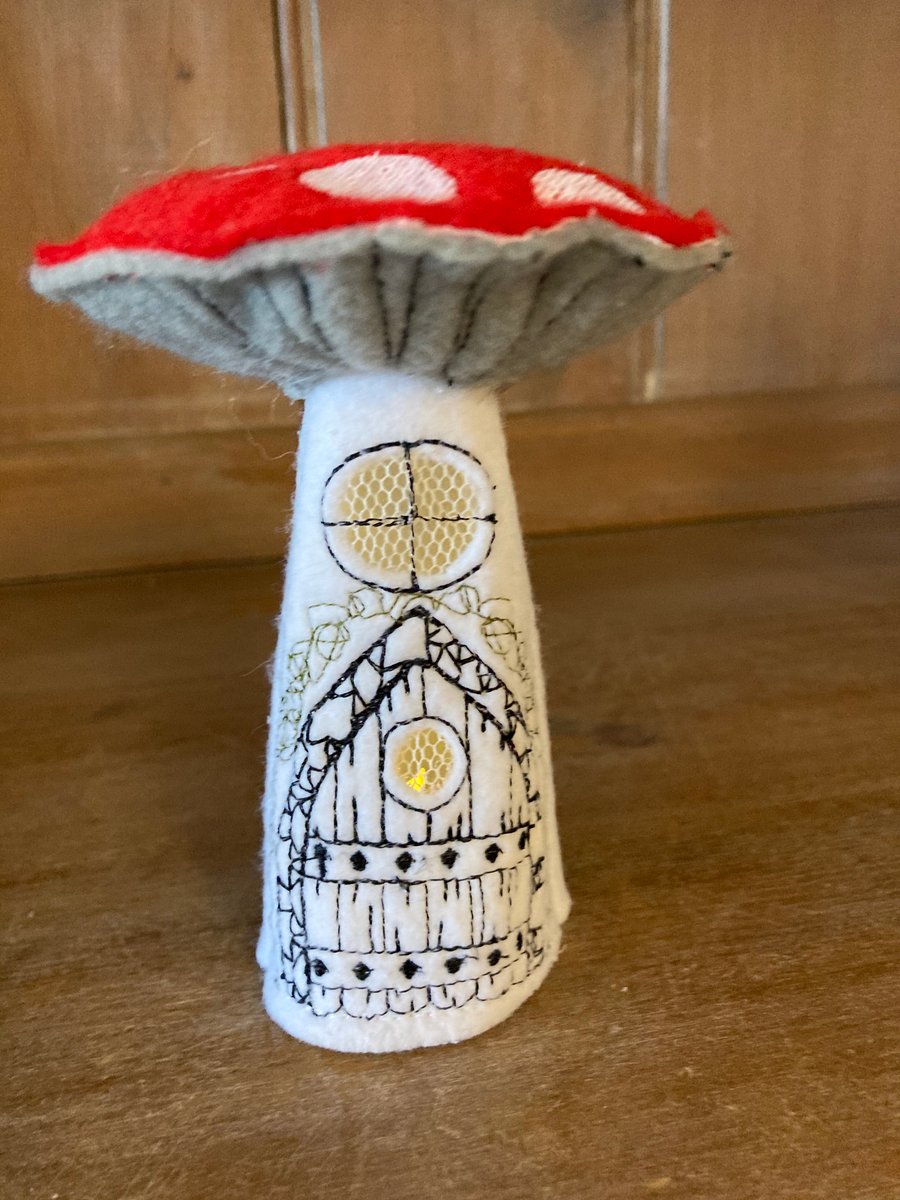 Embroidered felt fairy battery tea light Toadstool. 