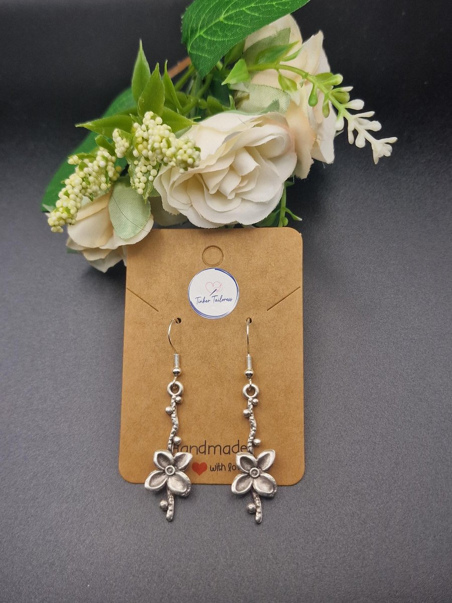 Antique Finish Silver Toned Daisy Filigree Drop Earrings - 925 Silver Ear Wires