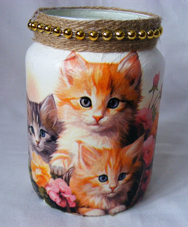 Recycled glass decoupage kittens vase