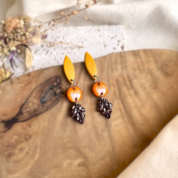 Autumn Harvest Gold Marquise & Gold Speckled LeafPolymer Clay Earrings