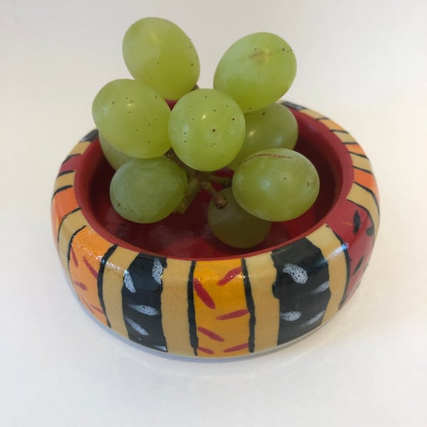 BRIGHTLY COLOURED STONEWARE CERAMIC DISH