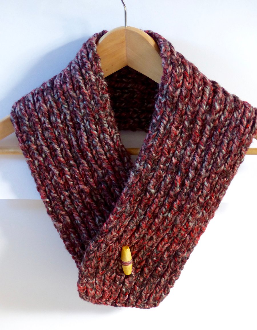 Seconds Sunday - Hand Knitted Neckwarmer