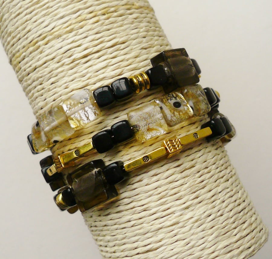 Wrap Around Bracelet Black and Gold Foil Lined Glass Bead Gold Tone KCJ1557