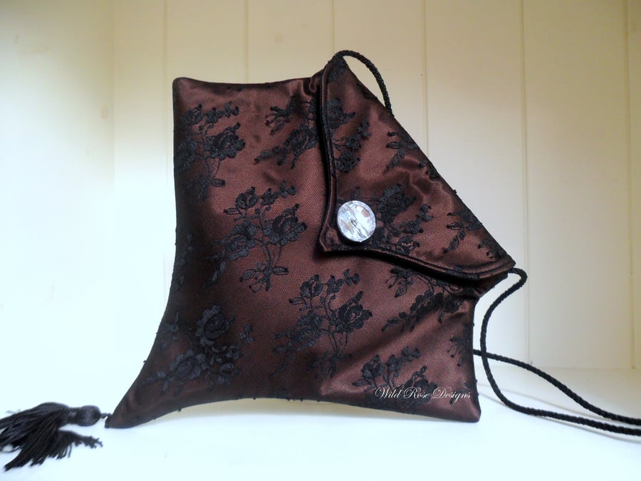 Gothic style evening bag in brown with black lace 