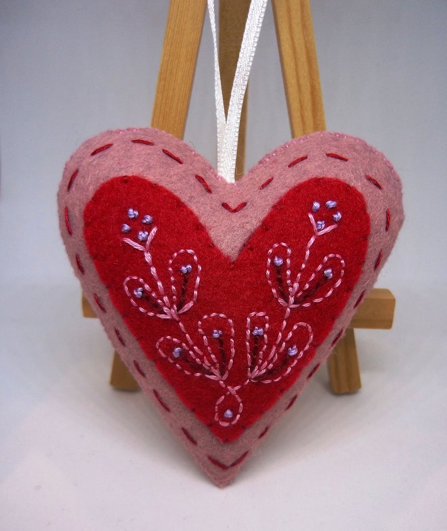 Pink and red felt folk art embroidered love heart 