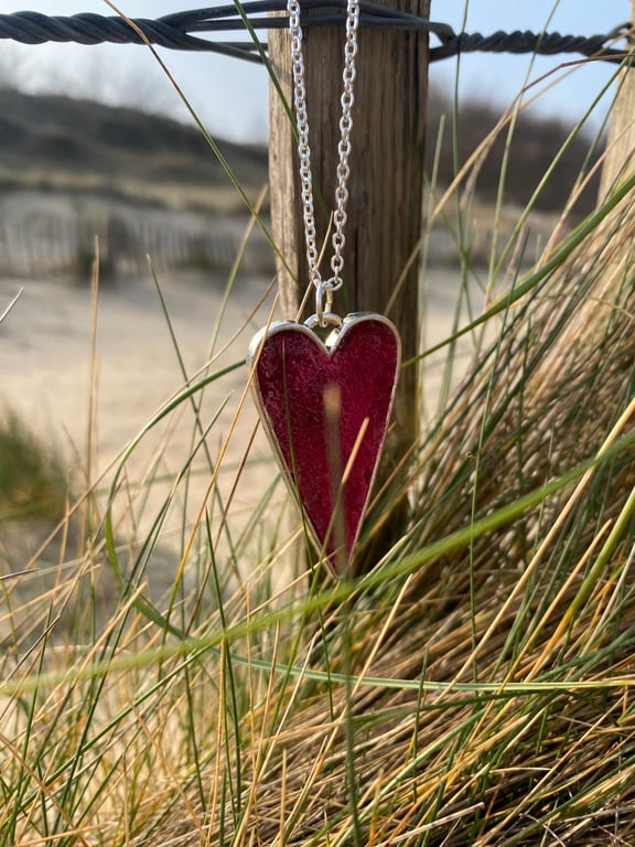 Felt Heart Necklace. (733)